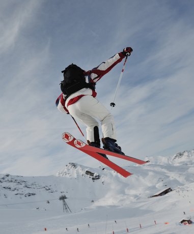 Sky jumper in action